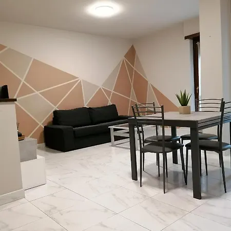 Ricci's House Free Parking Cir Vda-aosta 0035 דירה אאוסטה